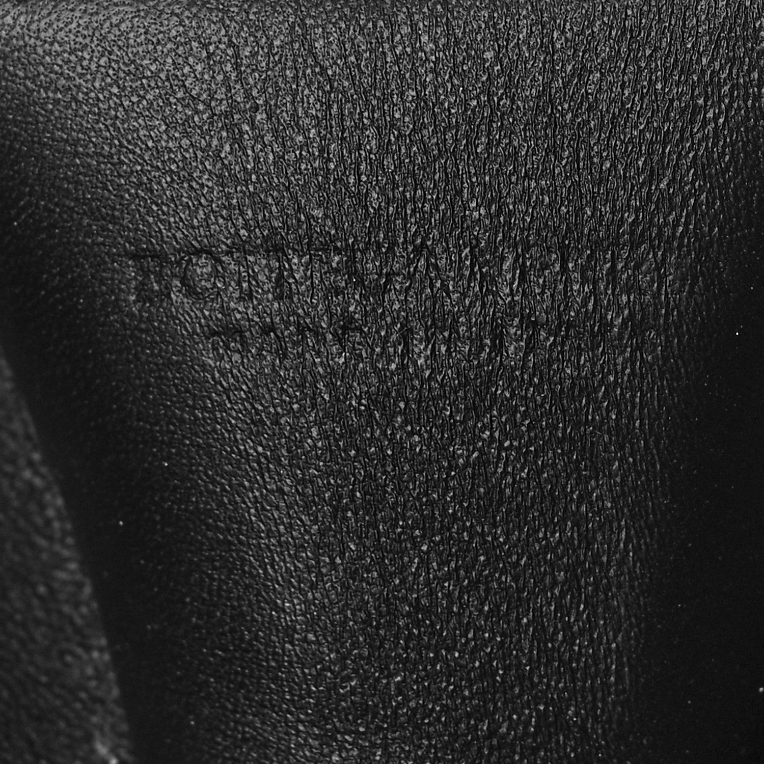 Bottega Veneta Pebble Rock Mini Chain Clutch Grey 6 of 9