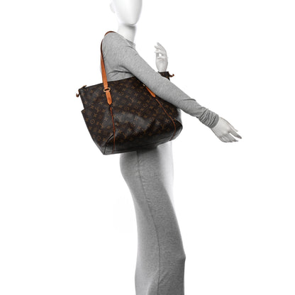 Louis Vuitton Monogram Totally MM 2 of 18