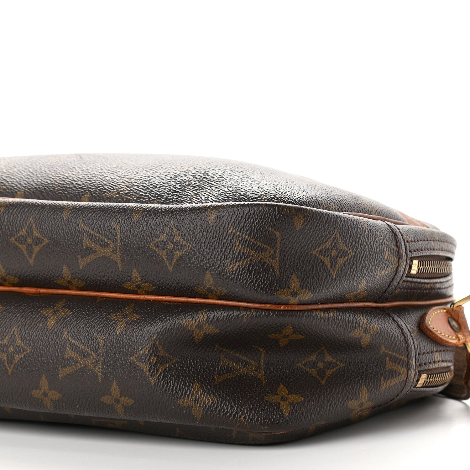 Louis Vuitton Monogram Reporter PM 7 of 20