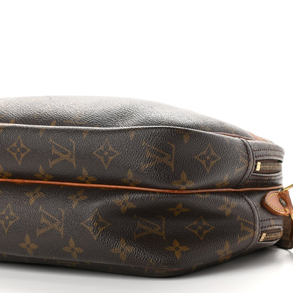 Louis Vuitton Monogram Reporter PM 7 of 20