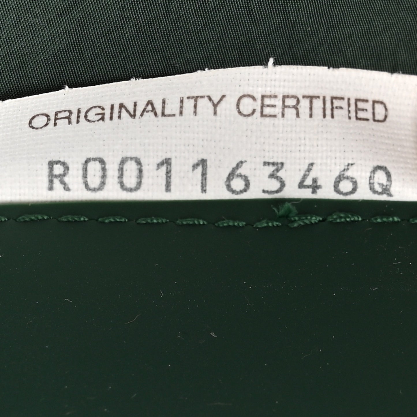 Paper Calfskin Maxi Intreccio Small Cassette Crossbody Bag Raintree