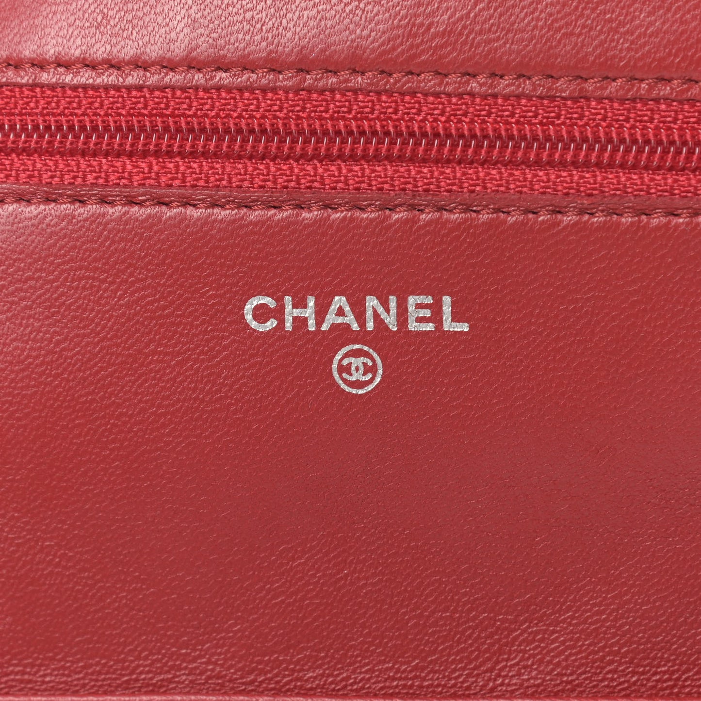 Lambskin Quilted Wallet On Chain WOC Red