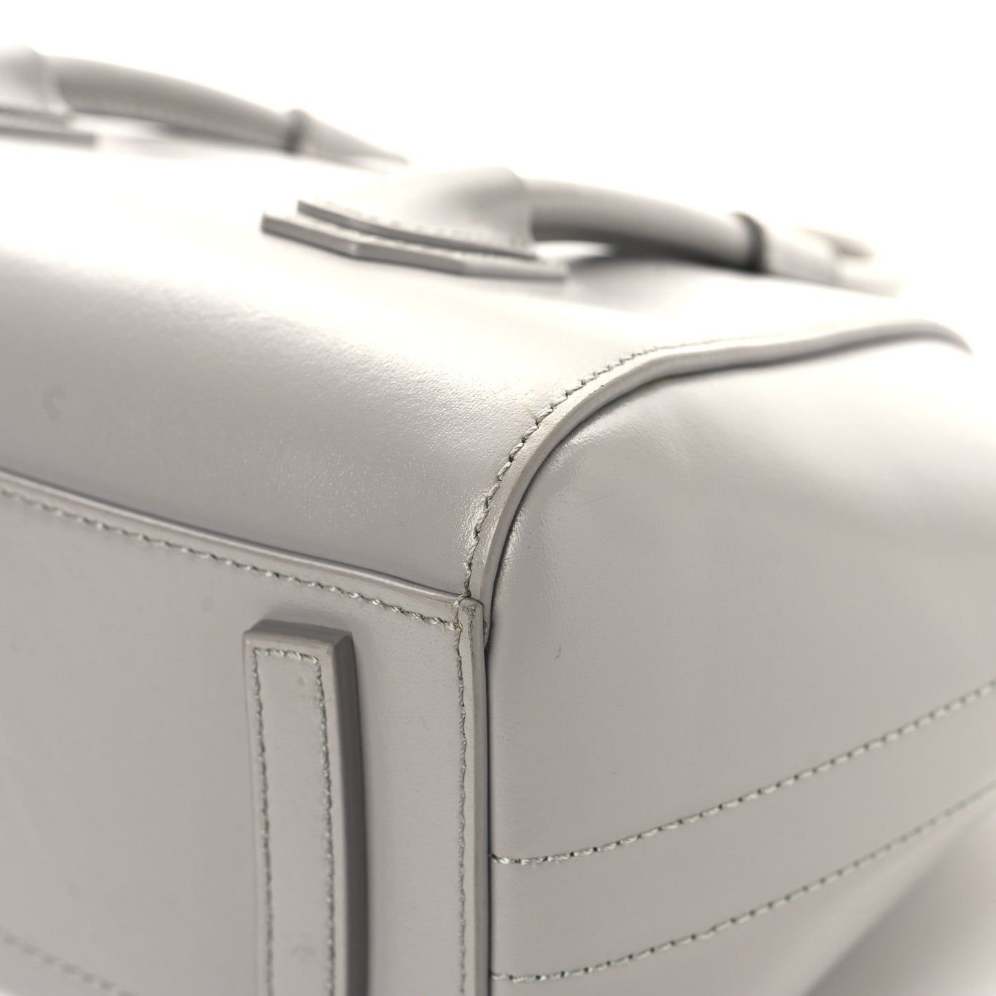 Box Calfskin Mini Lock Antigona Shoulder Bag Cloud Grey