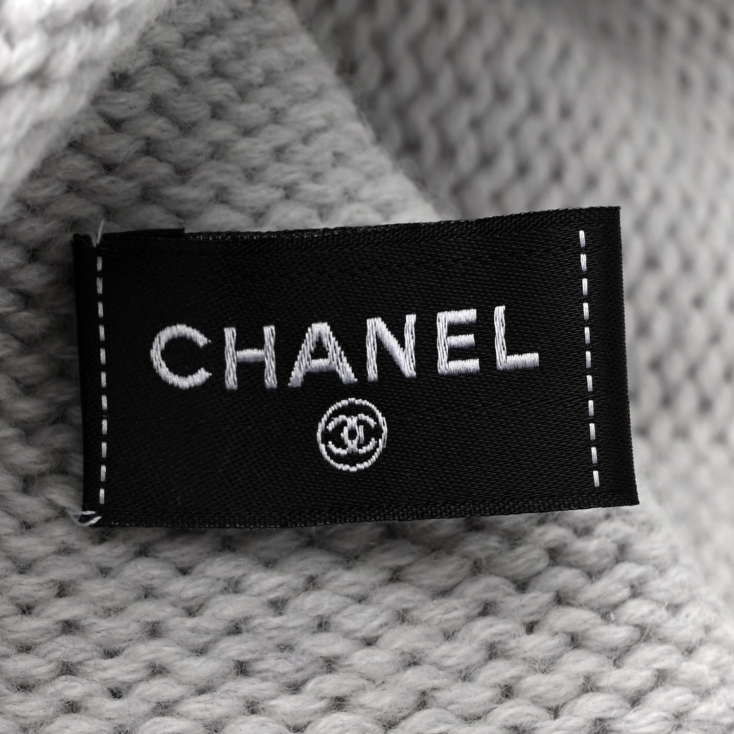 Chanel Cashmere Silk CC Beanie Hat Grey Ecru 5 of 5
