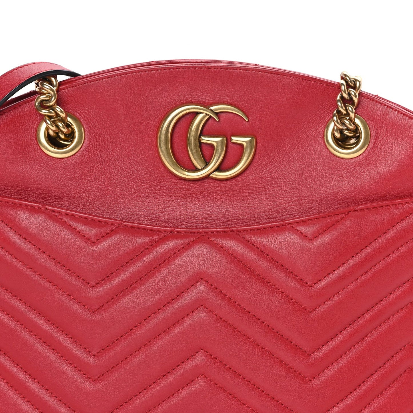 Calfskin Matelasse Medium GG Marmont Shoulder Bag Hibiscus Red