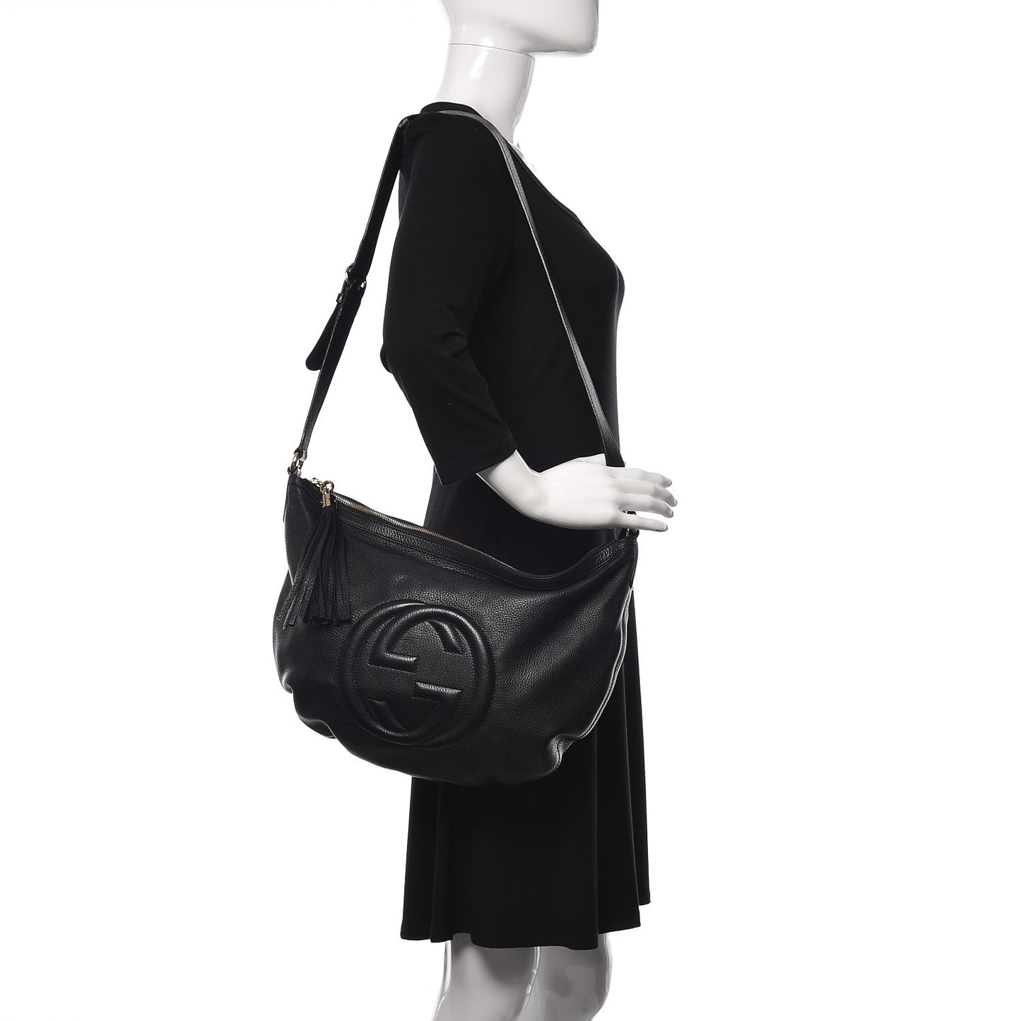 Pebbled Calfskin Medium Soho Hobo Black