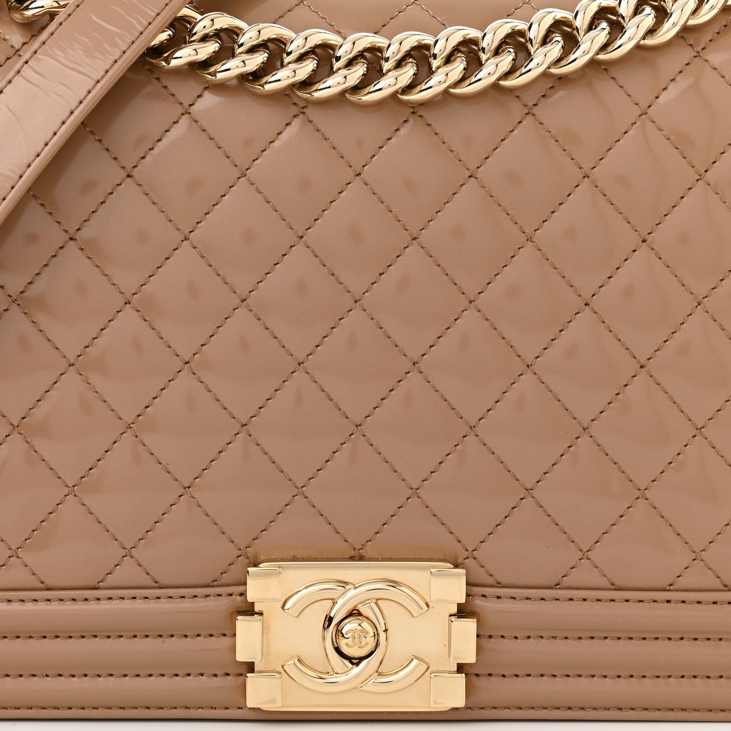 Iridescent Patent Calfskin New Medium Boy Flap Beige