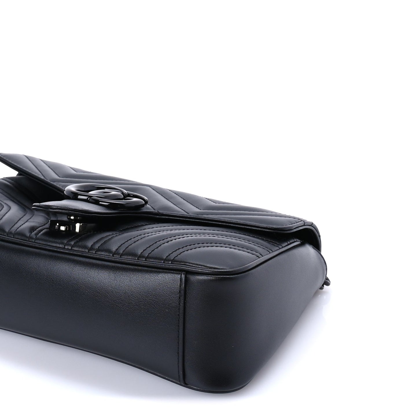 Calfskin Matelasse Monochrome Small GG Marmont Shoulder Bag Black