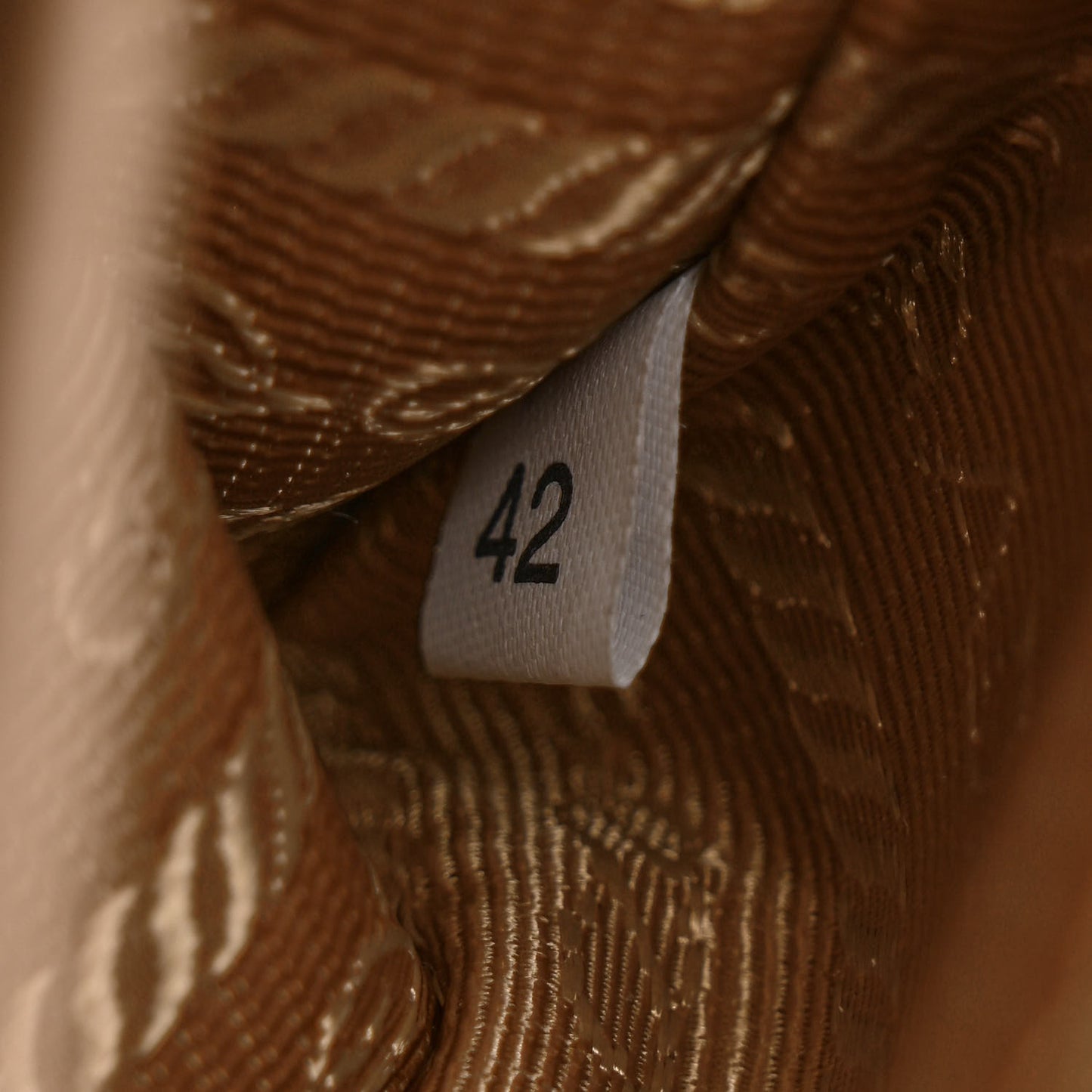 Saffiano Mini Camera Crossbody Cammeo