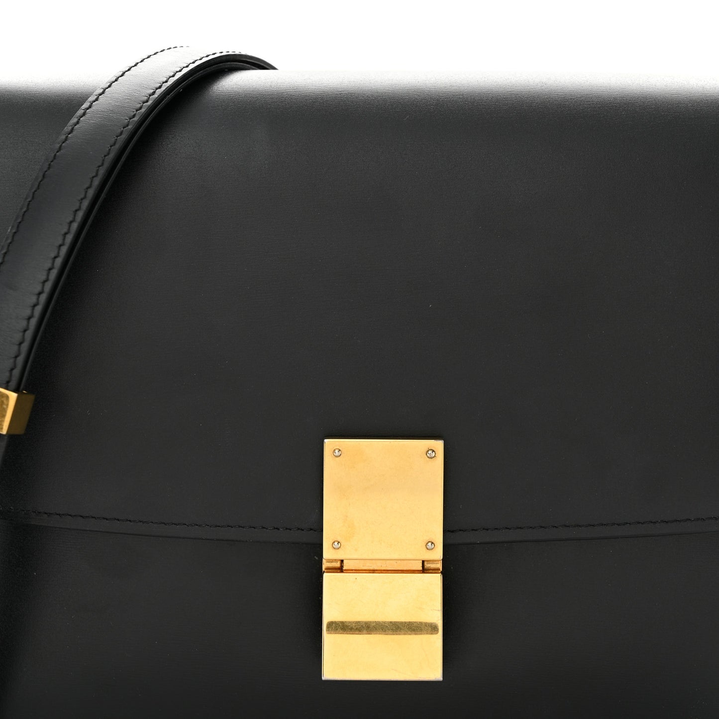 Box Calfskin Medium Classic Box Flap Bag Black