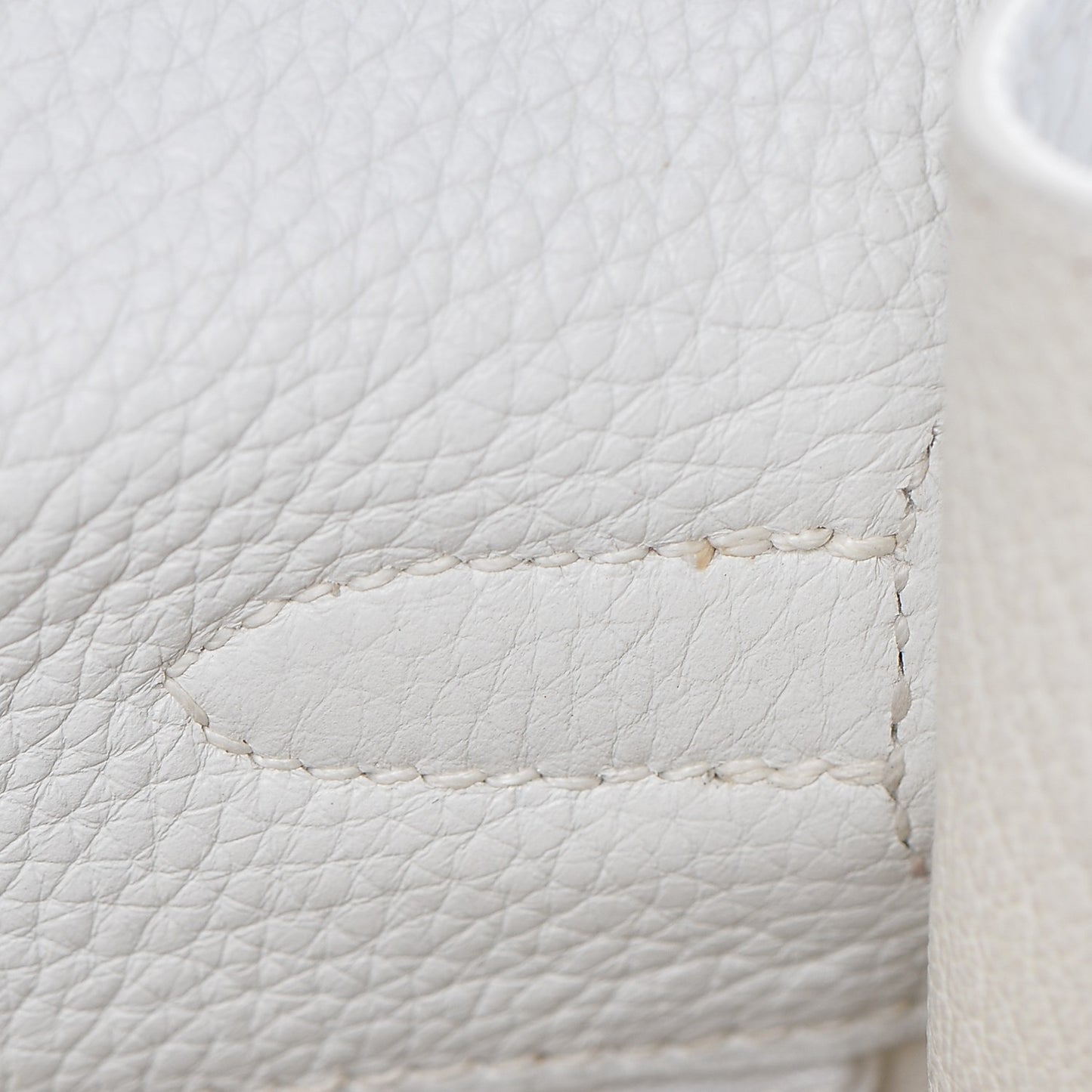 Taurillon Clemence Kelly Retourne 35 White