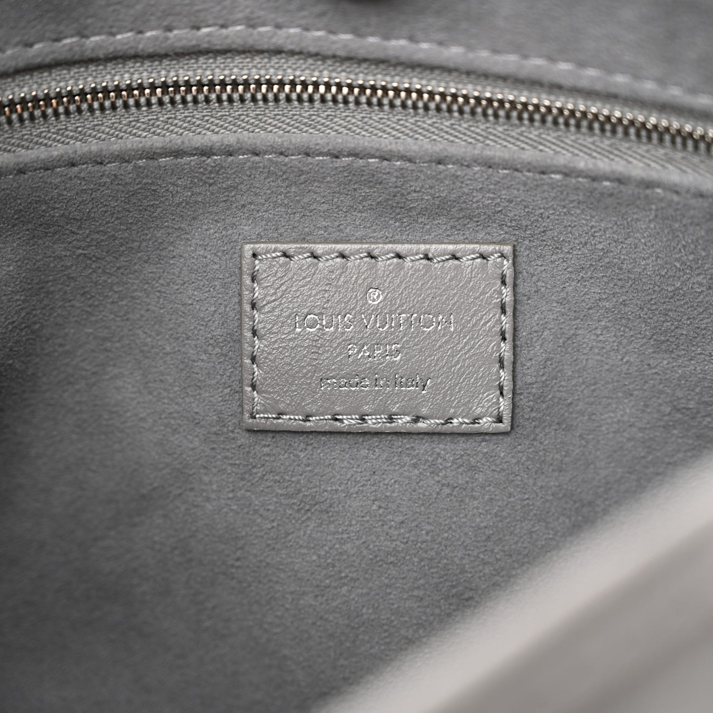 Lambskin CarryAll Cargo Vibe PM Trianon Gray