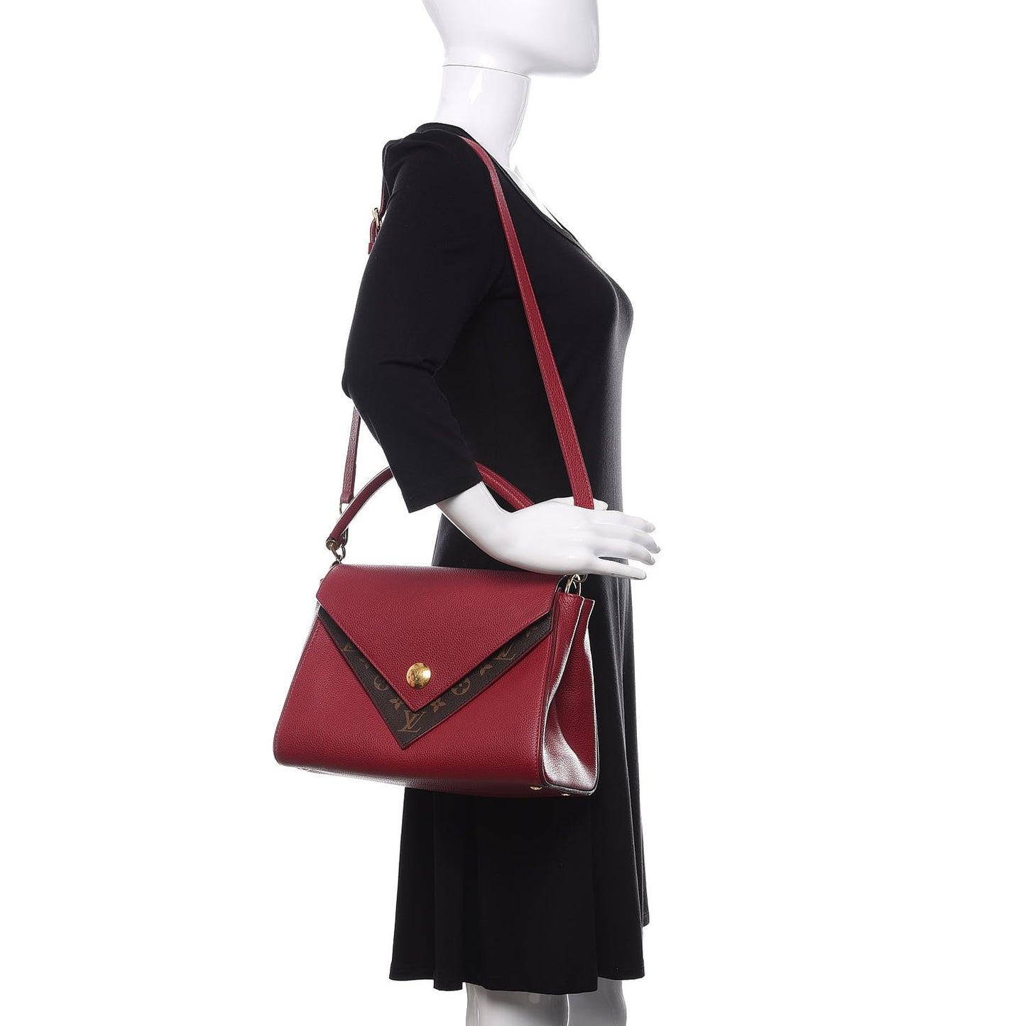 Grained Calfskin Monogram Double V Rubis