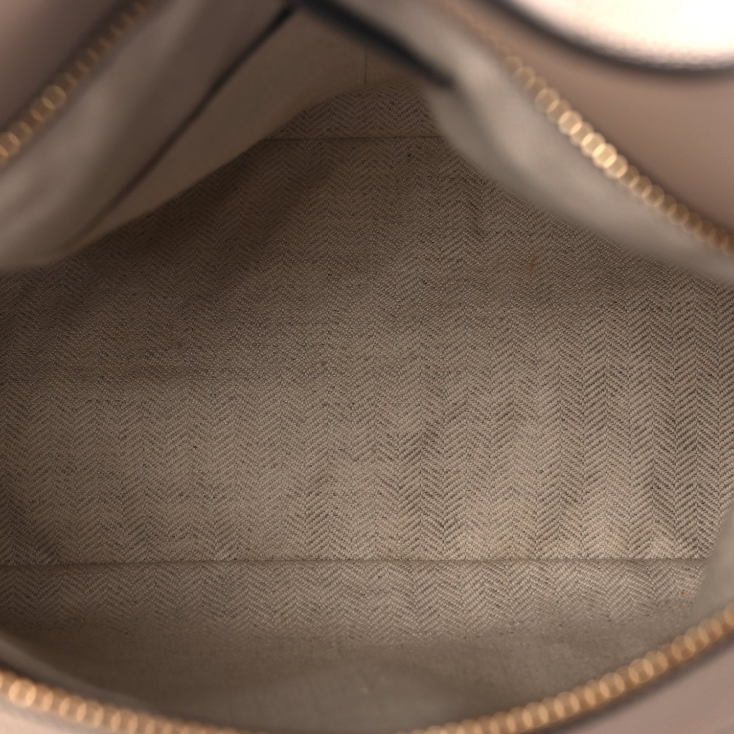 Loewe Calfskin Medium Puzzle Bag Sand 4 of 8