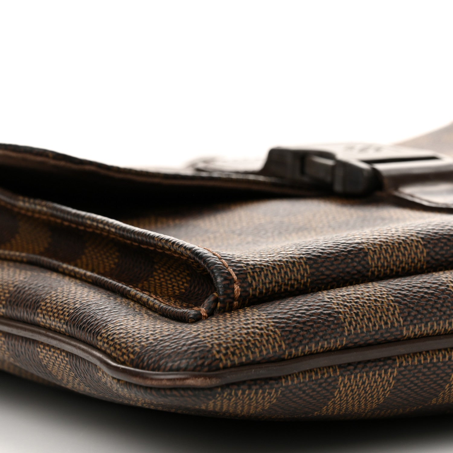 Louis Vuitton Damier Ebene Pochette Melville 9 of 14