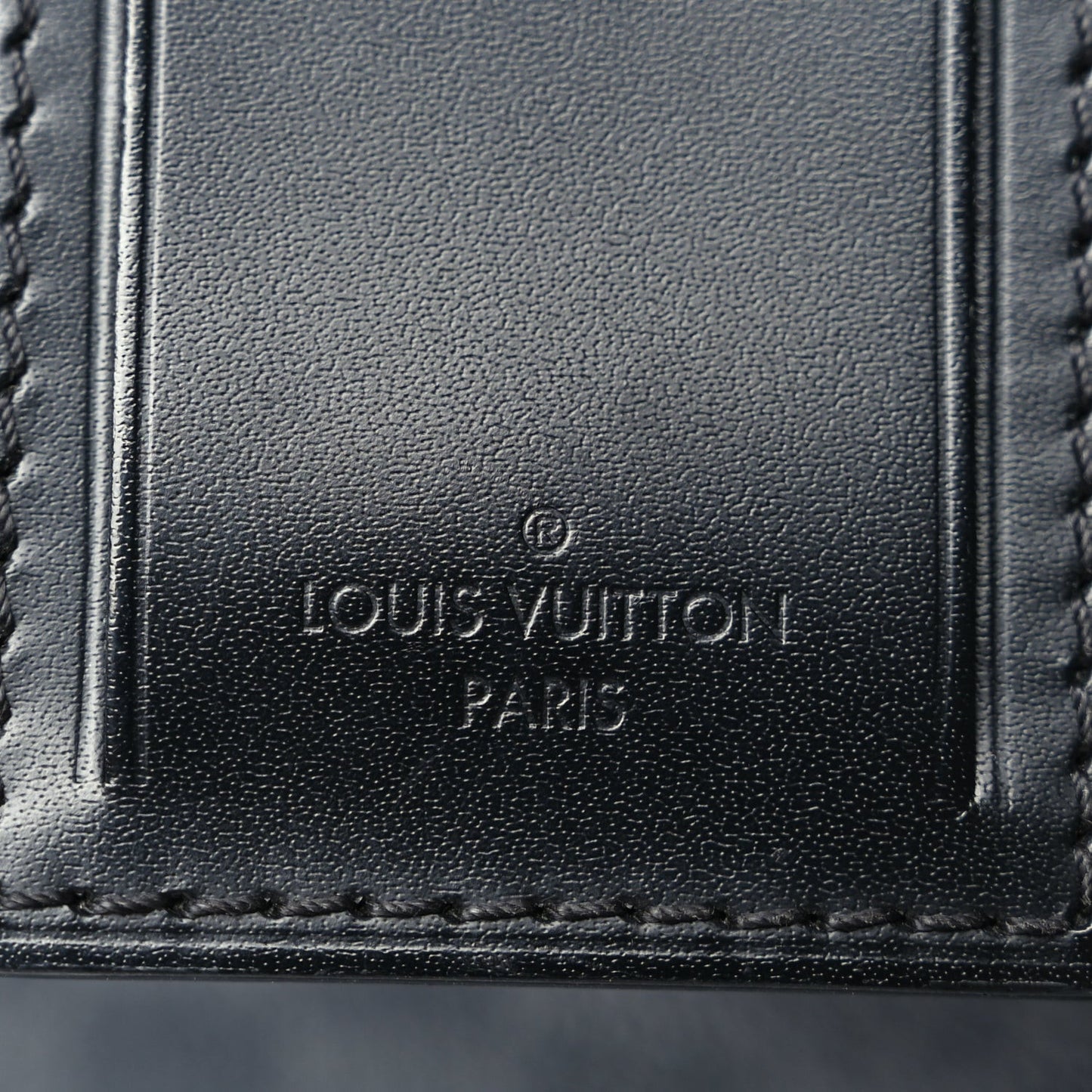 Damier Graphite Porte-Documents Voyage GM