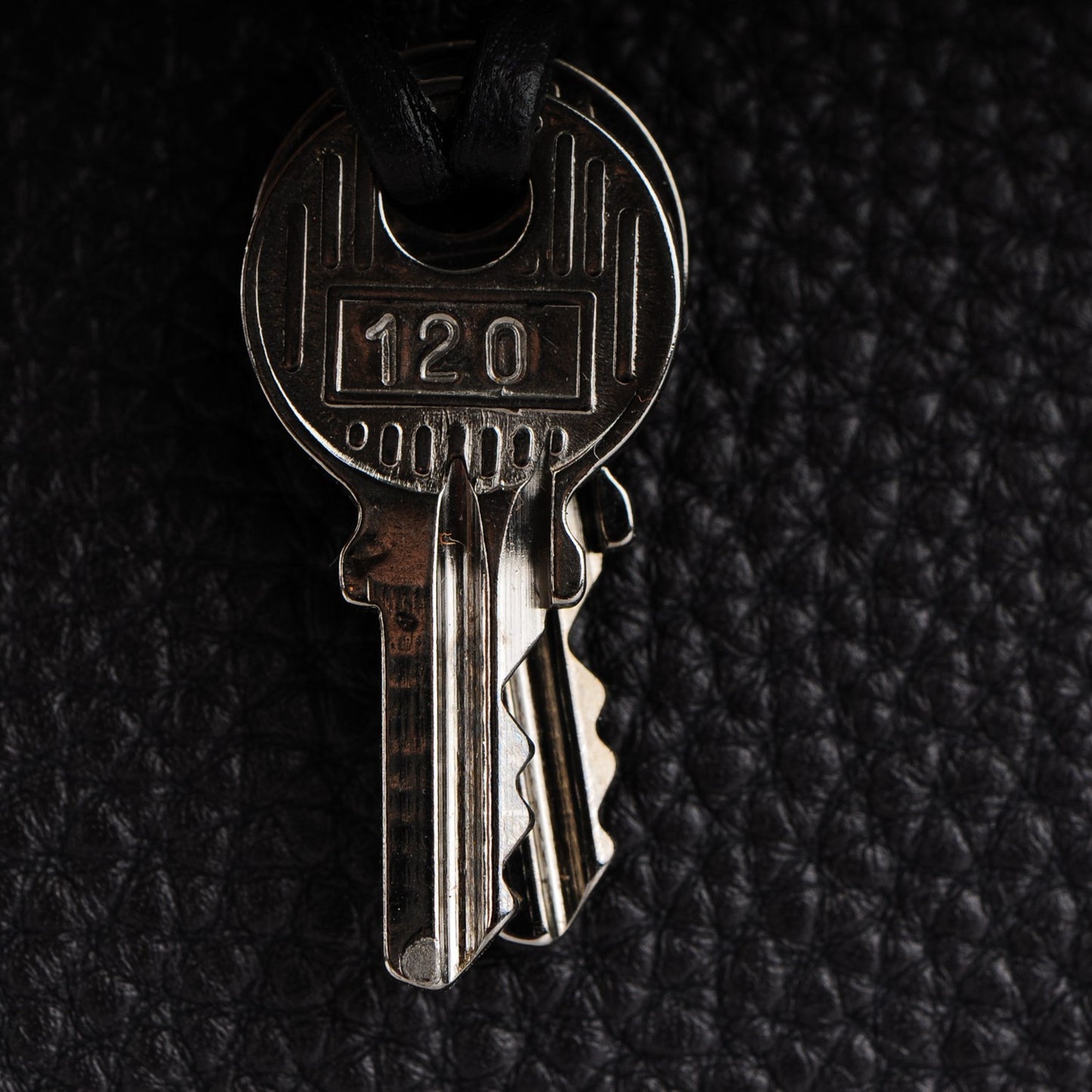 Togo Kelly Retourne 28 Indigo Blue Jean