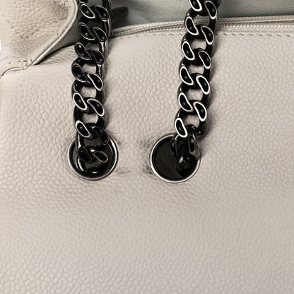 Chanel Caviar 2.55 Reissue 227 Flap White 17 of 31