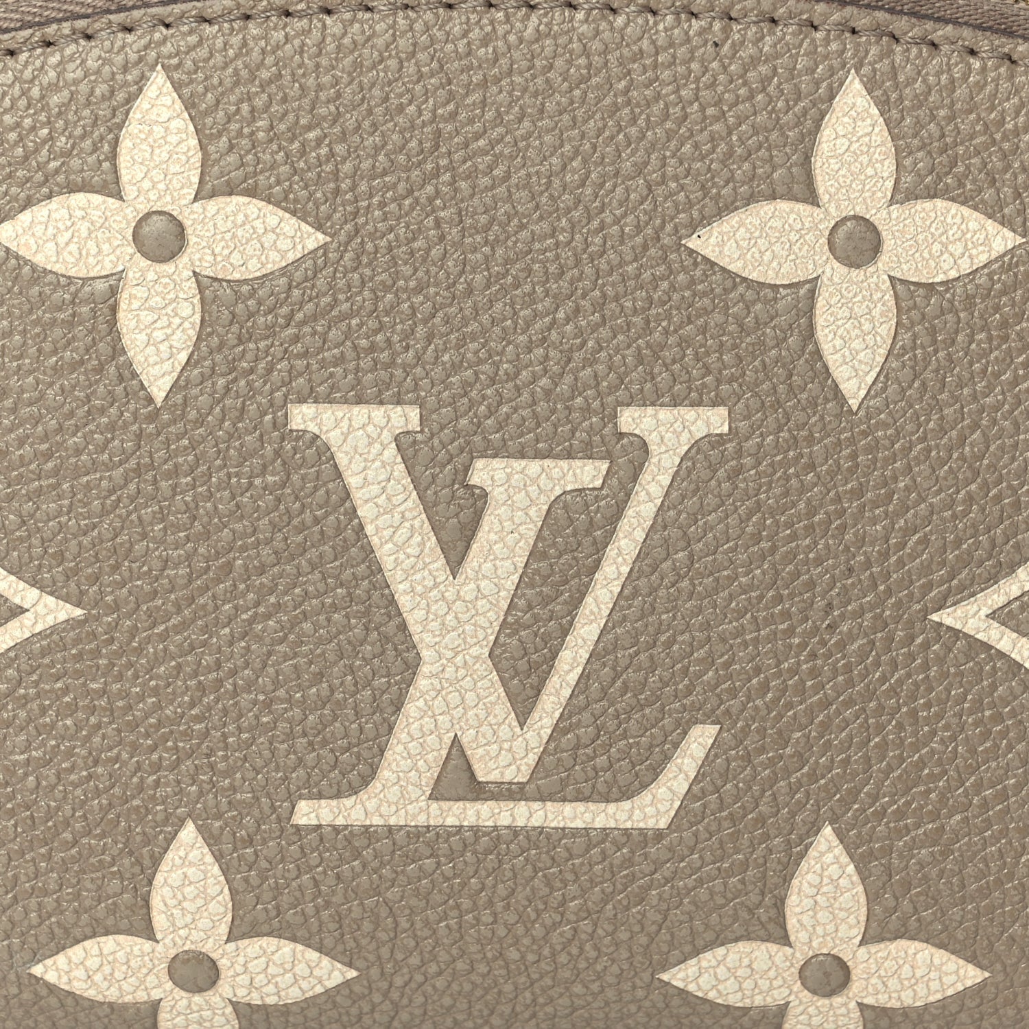Louis Vuitton Empreinte Monogram Giant Cosmetic Pouch PM Tourterelle Crème 7 of 7
