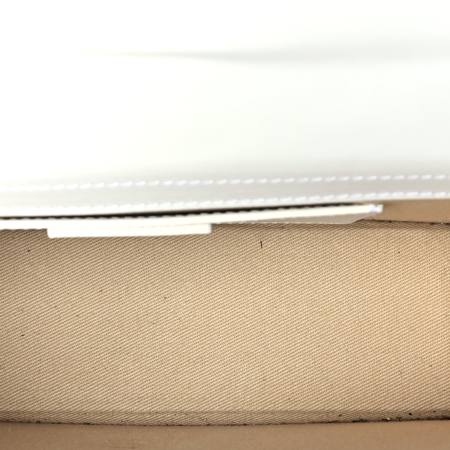 Jacquemus Smooth Calfskin Le Grand Bambino White 4 of 8