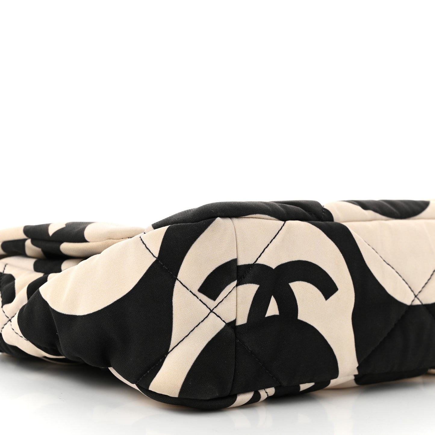 Fabric Printed Medium Chanel 19 Flap Black Ecru