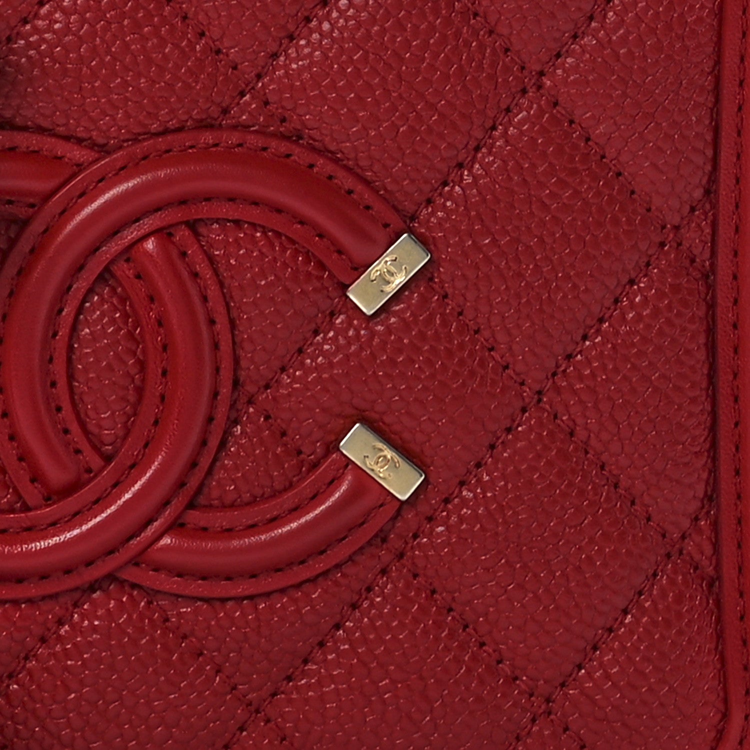 Chanel Caviar Quilted Small CC Filigree Vanity Case Red 8 of 11