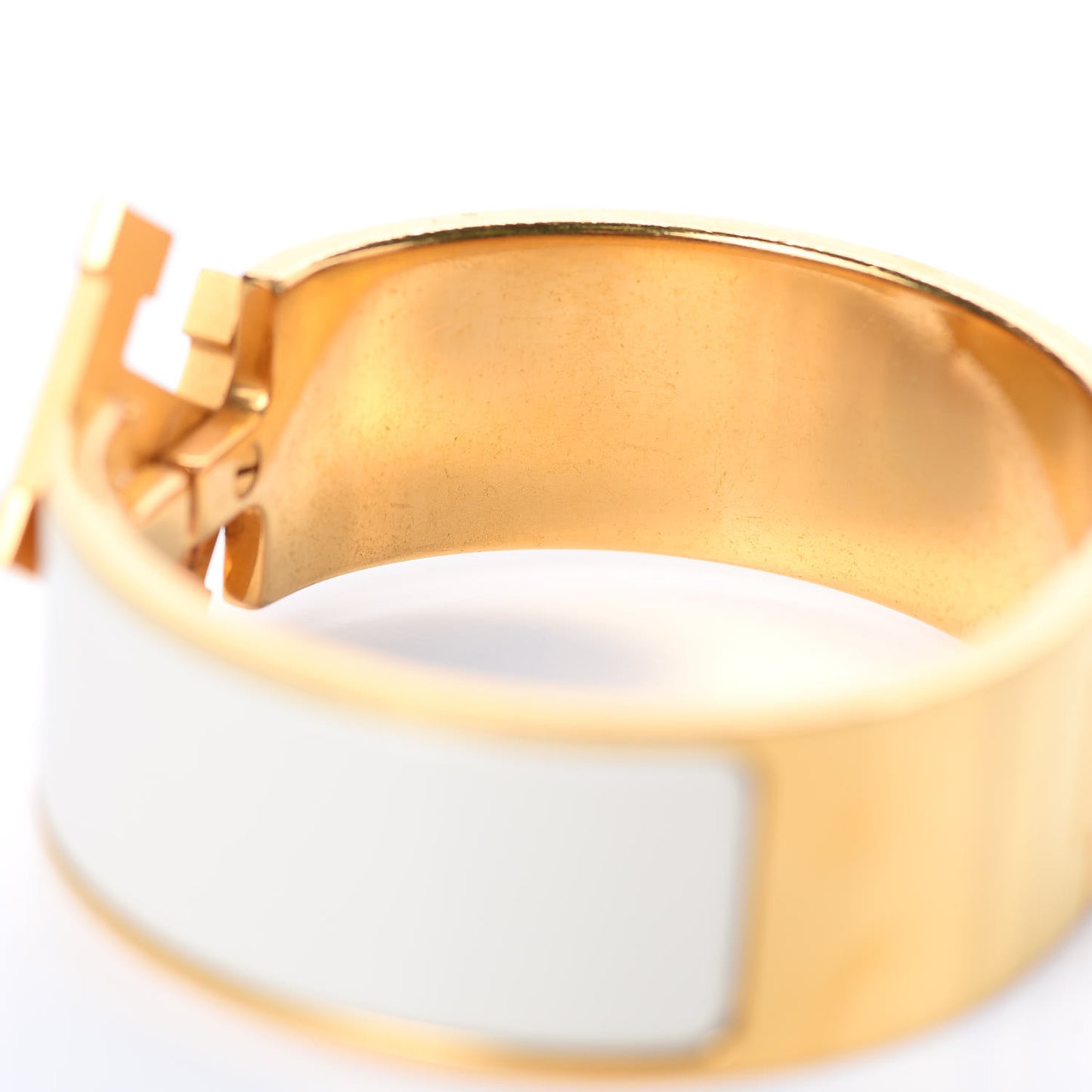 Enamel Wide Clic Clac H Bracelet PM Craie