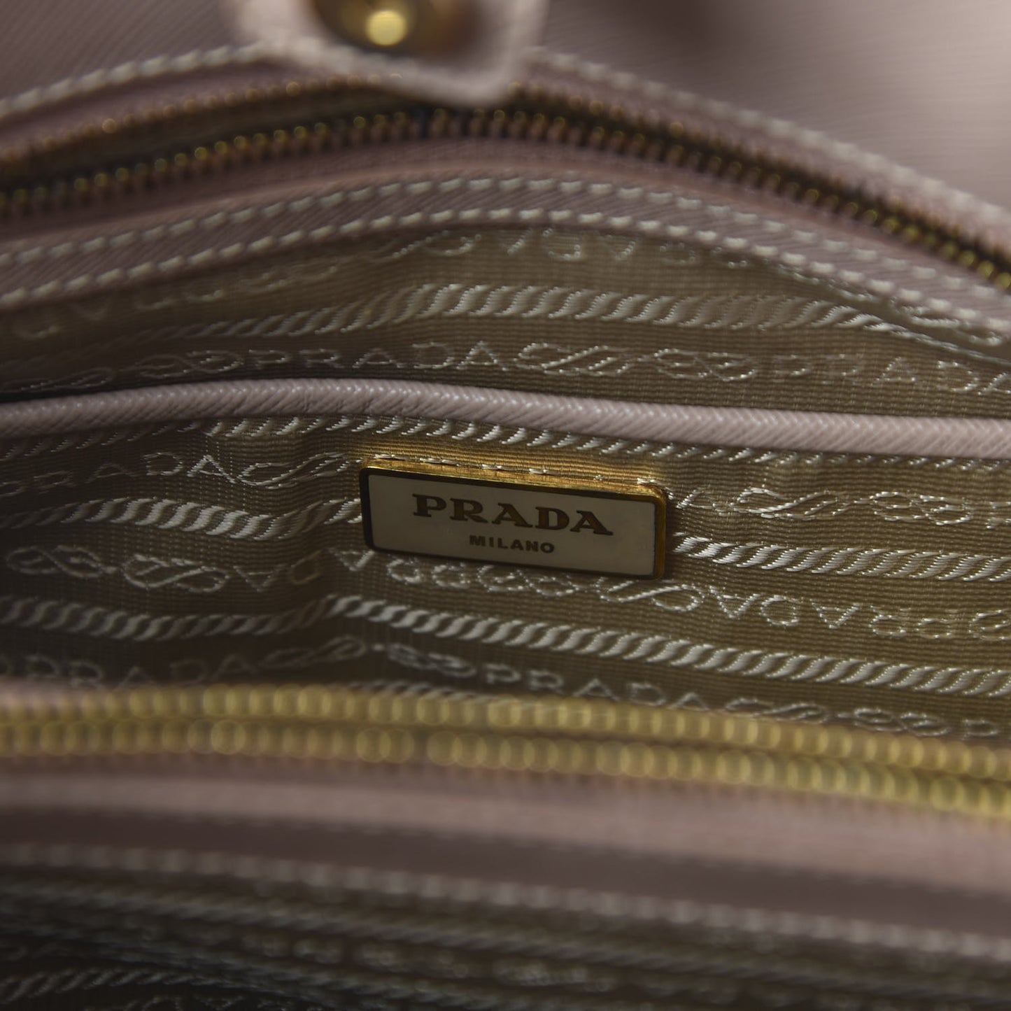 Saffiano Lux Open Promenade Tote Cammeo