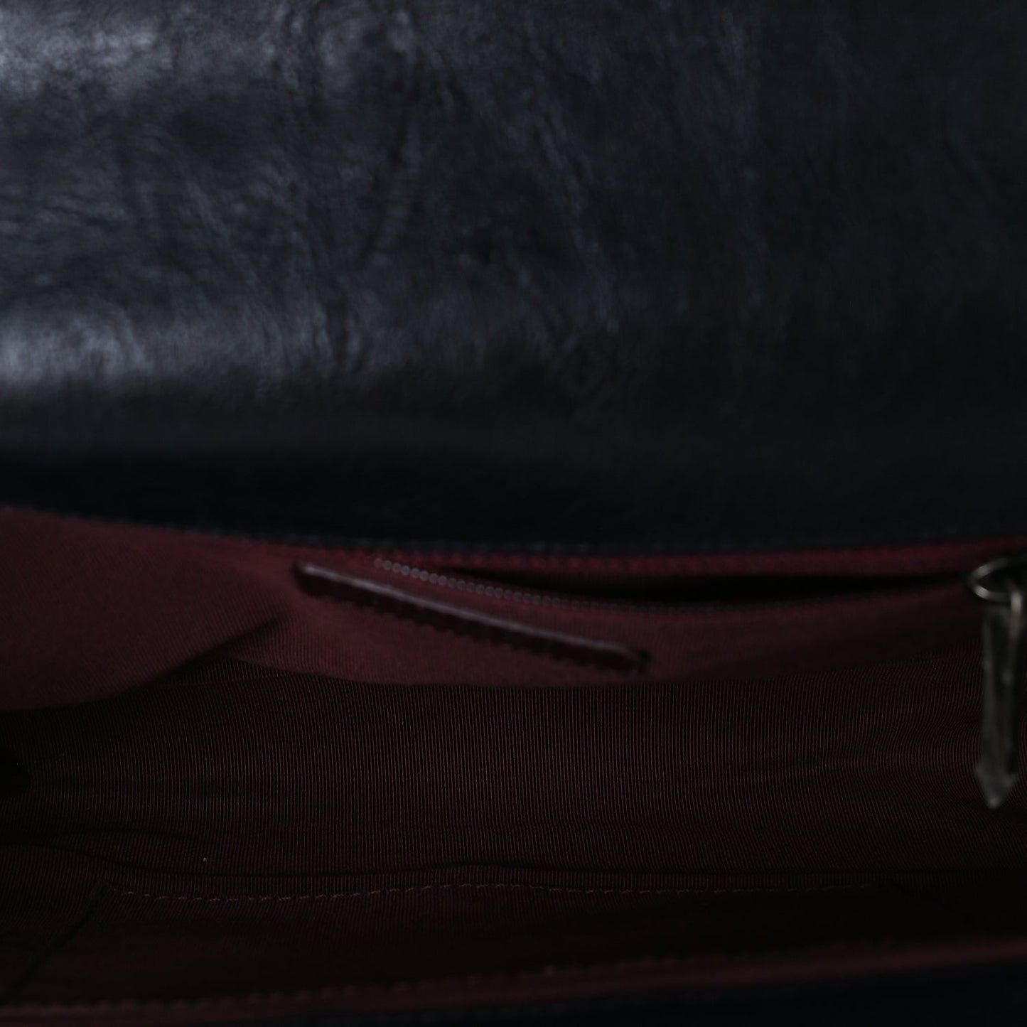 Crumpled Lambskin New Medium Studded Boy Flap Navy