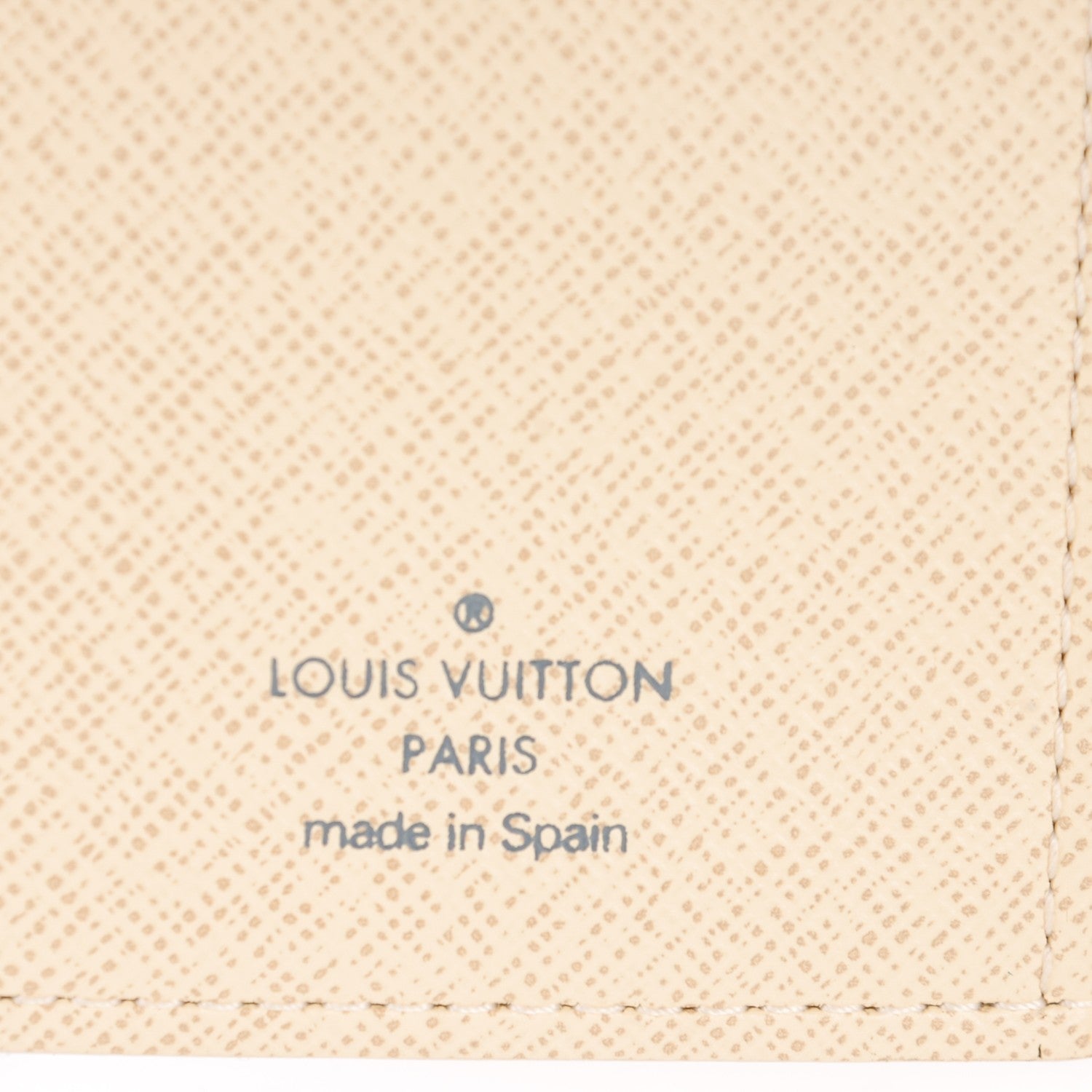 Louis Vuitton Damier Azur Small Ring Agenda Cover 6 of 7