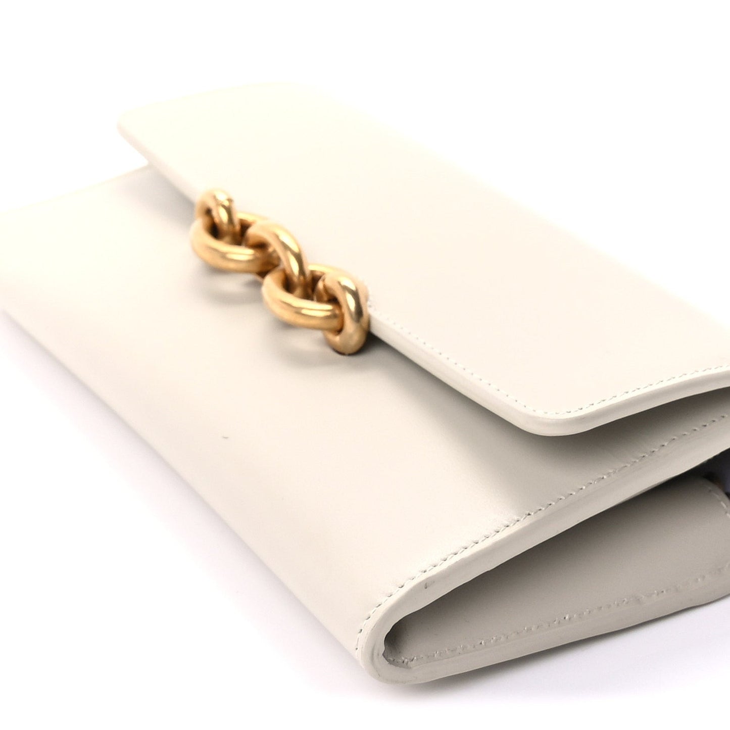 Smooth Calfskin Le Maillon Chain Wallet  Crema Soft