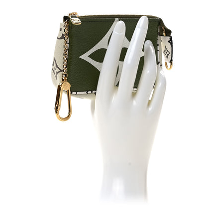 Louis Vuitton Monogram Giant Micro Pochette Accessories Kaki White 2 of 6