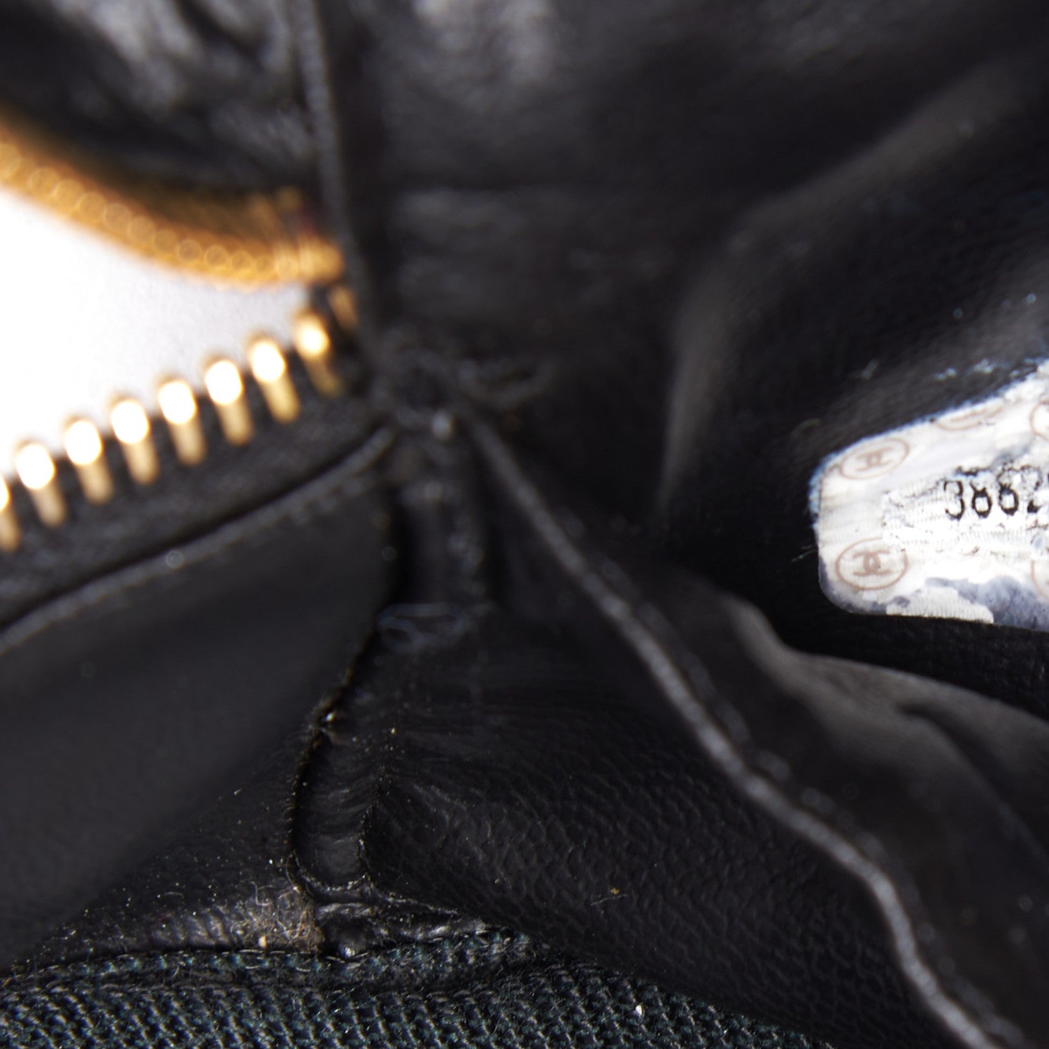 Chanel Caviar Vanity Cosmetic Case Black 10 of 10