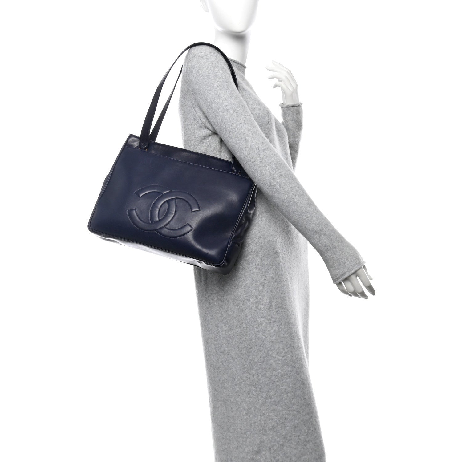 Chanel Lambskin CC Tote Navy 2 of 7