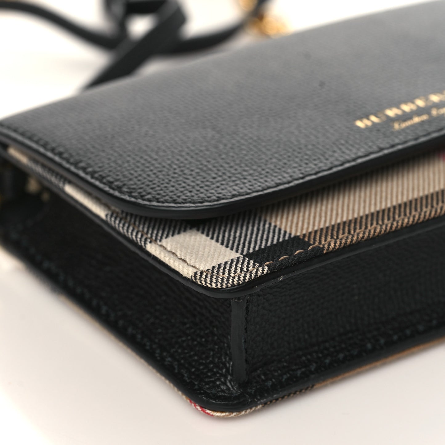 Grained Calfskin House Check Tartan Mix Hampshire Wallet On Chain Black