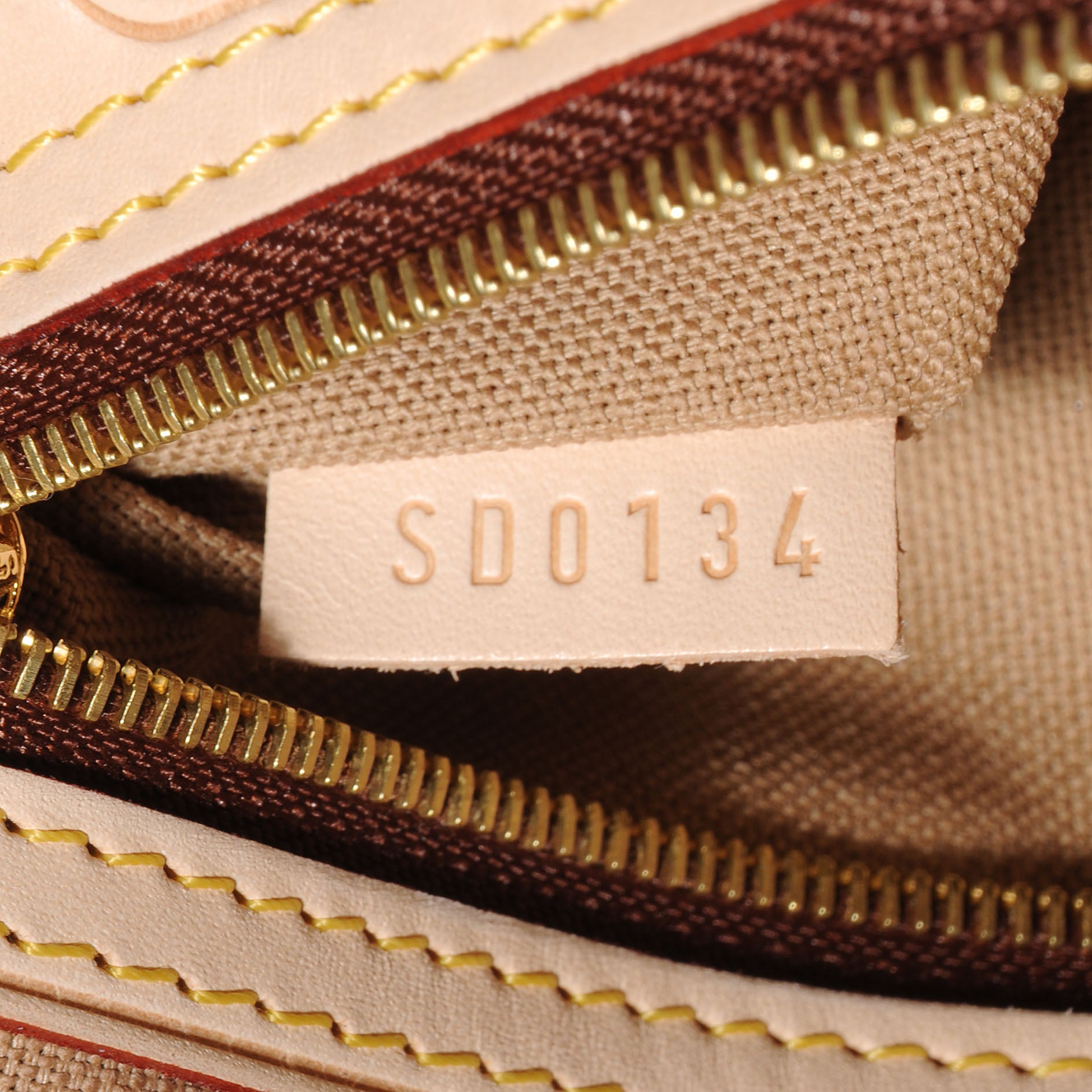 Louis Vuitton Monogram Delightful MM 8 of 9