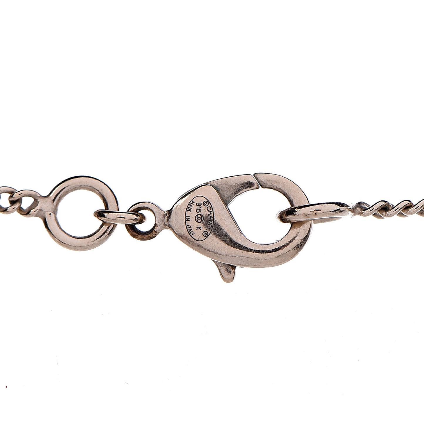 Medallion Quilted CC Chain Necklace Gold