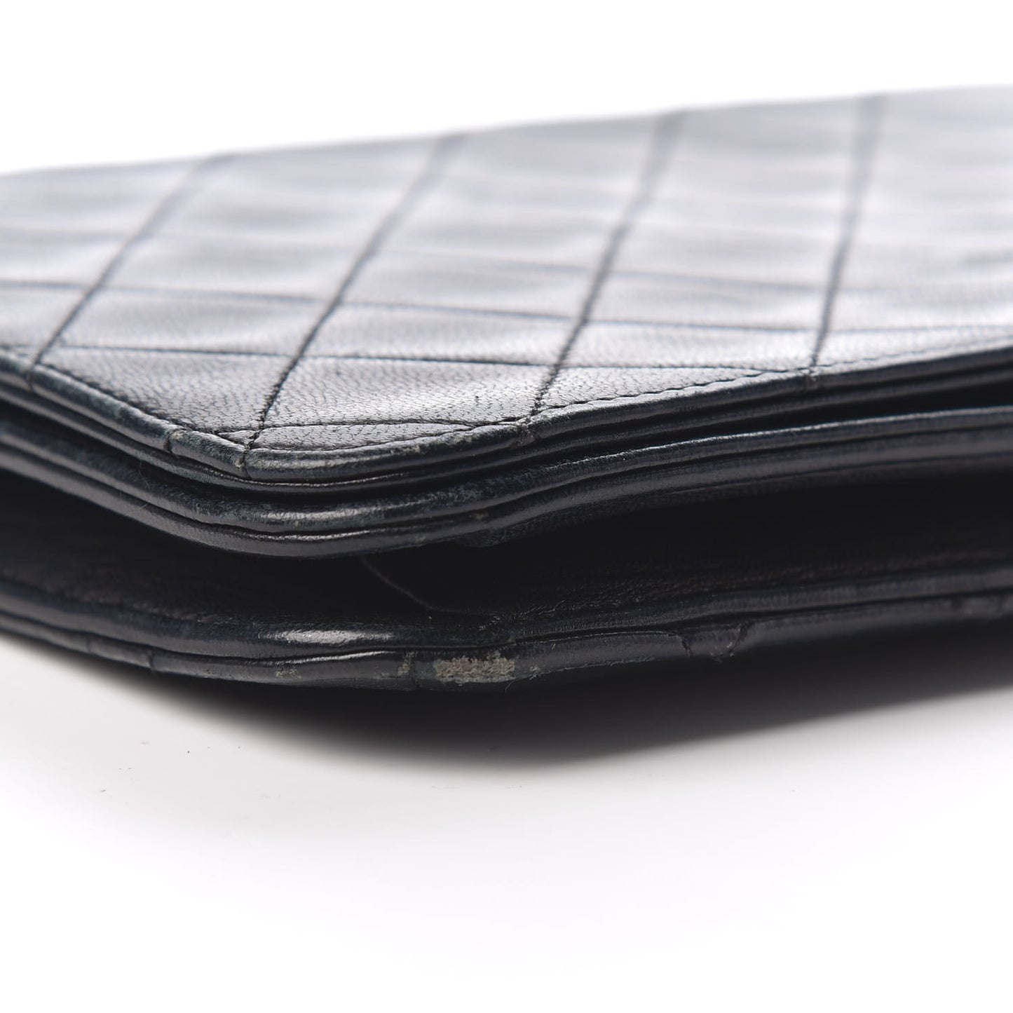 Lambskin Quilted Wallet On Chain WOC Black