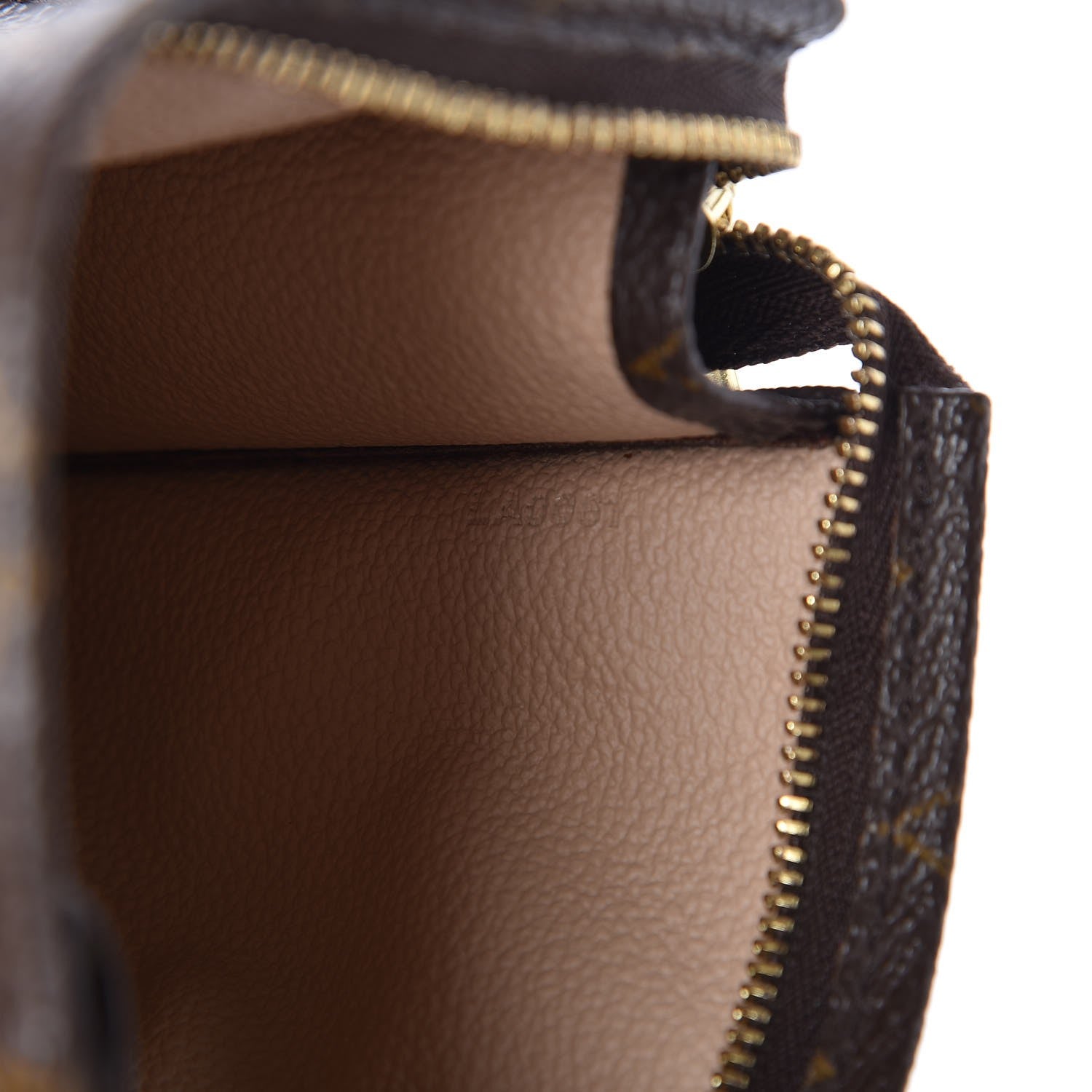 Louis Vuitton Monogram Toiletry Pouch 15 7 of 8