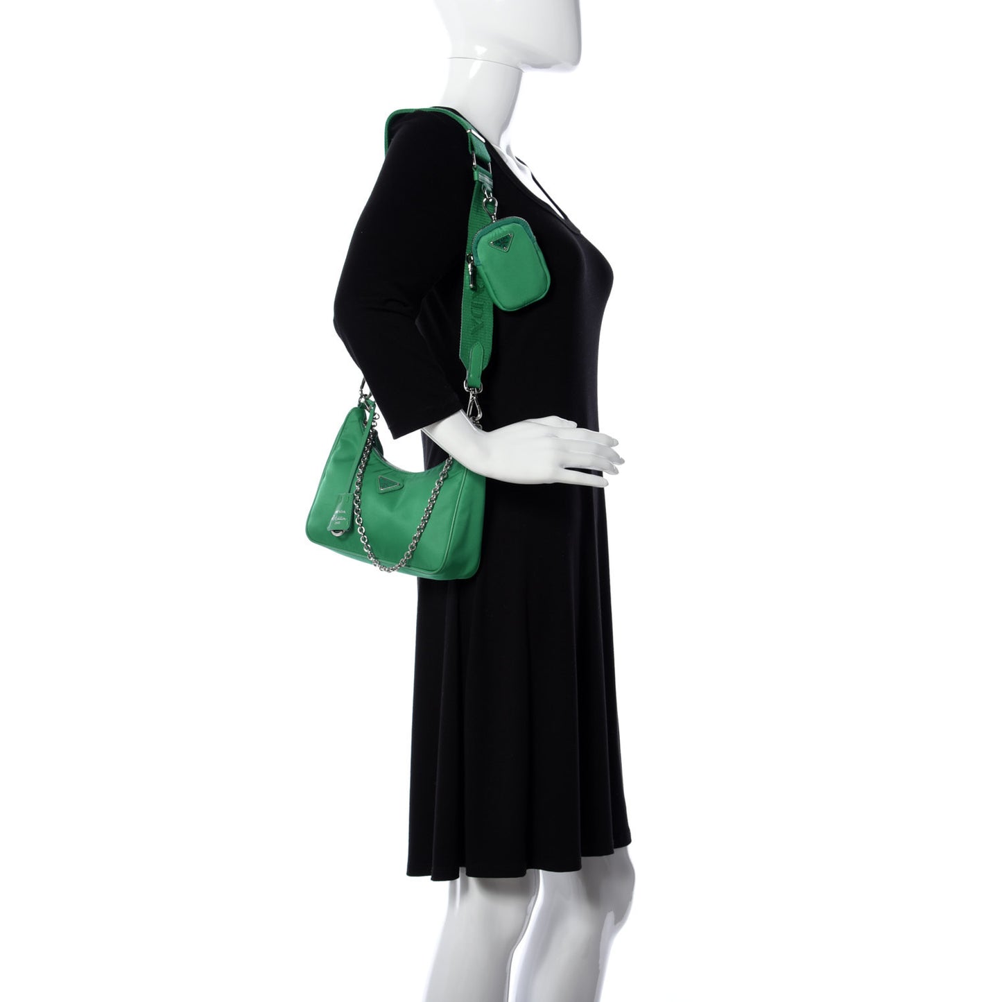 Nylon Re-Edition 2005 Shoulder Bag Menta