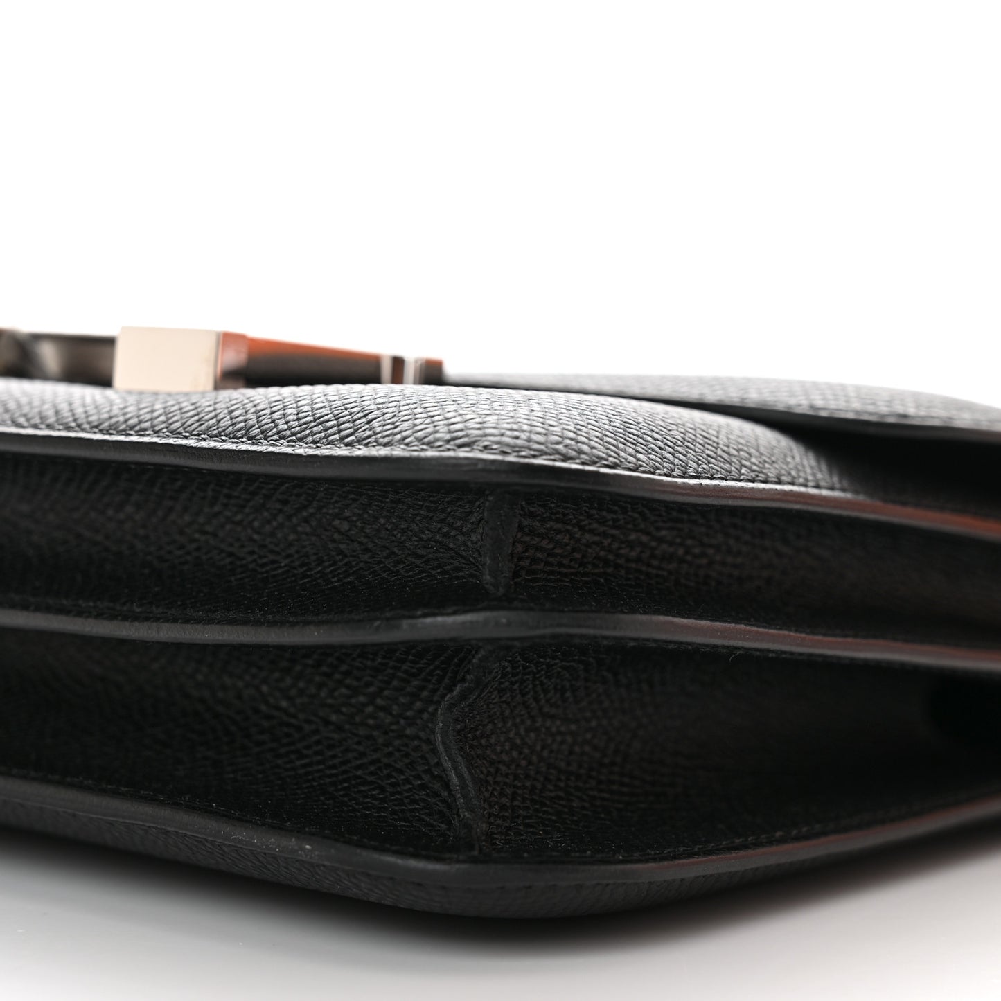 Epsom Constance 18 Black