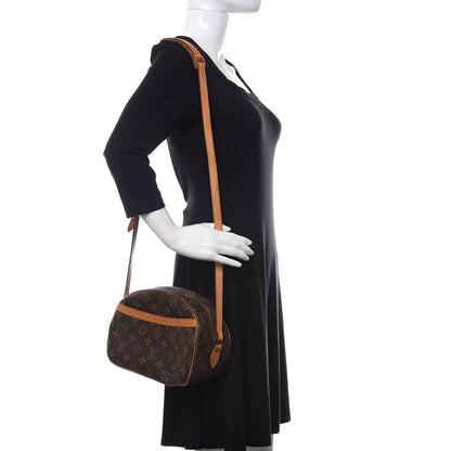 Louis Vuitton Monogram Blois 2 of 20