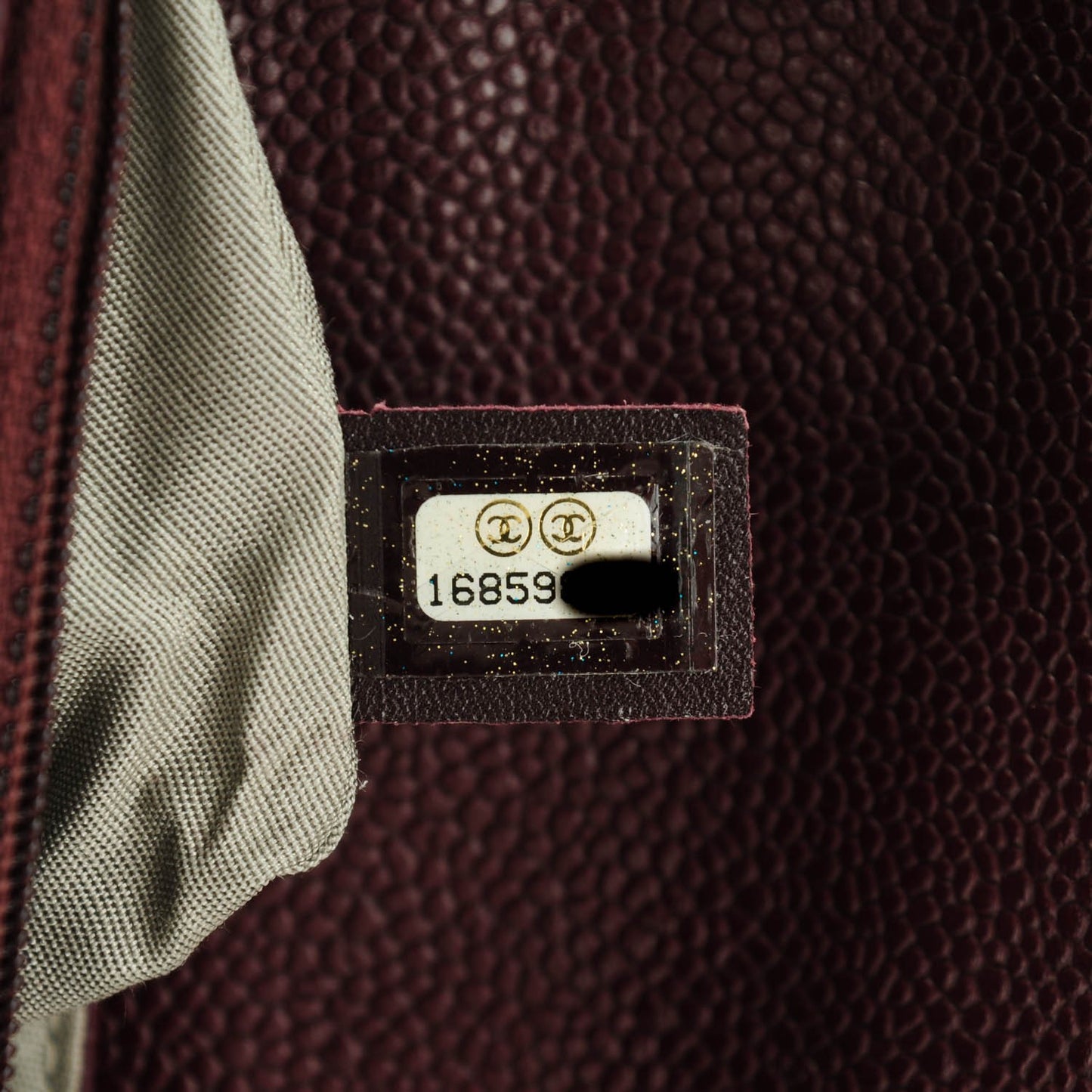 Caviar Half Moon Wallet On Chain WOC Bordeaux