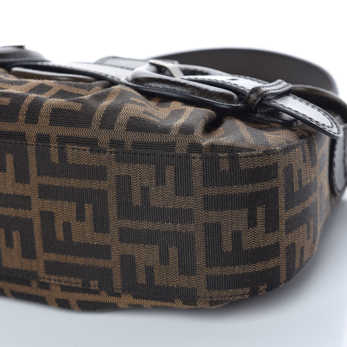 Zucca B Bis Flap Bag Tobacco Castagna