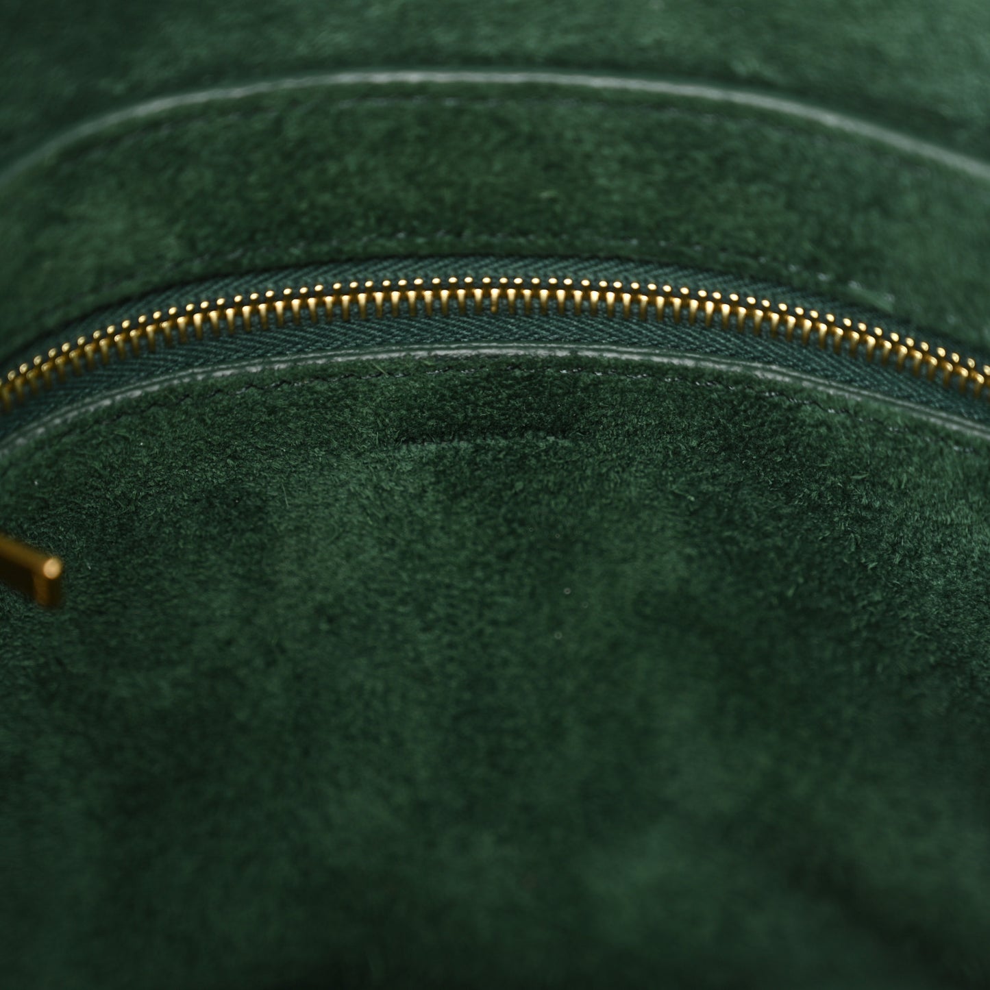 Soft Grained Calfskin Small Sangle Bucket Bag Amazone