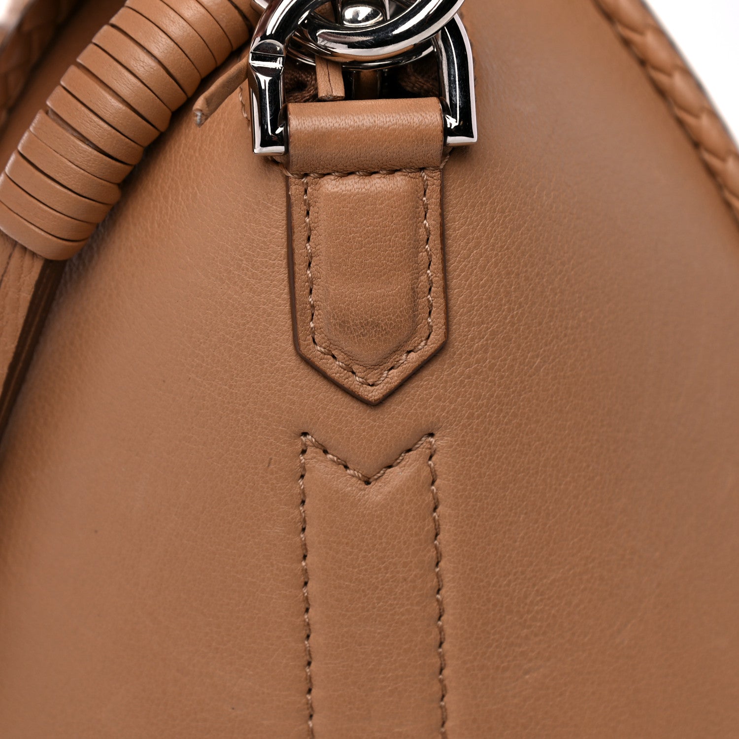 Givenchy Sugar Goatskin Braided Medium Antigona Medium Beige 16 of 21