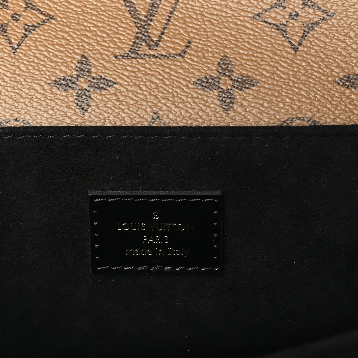 Reverse Monogram Pochette Metis