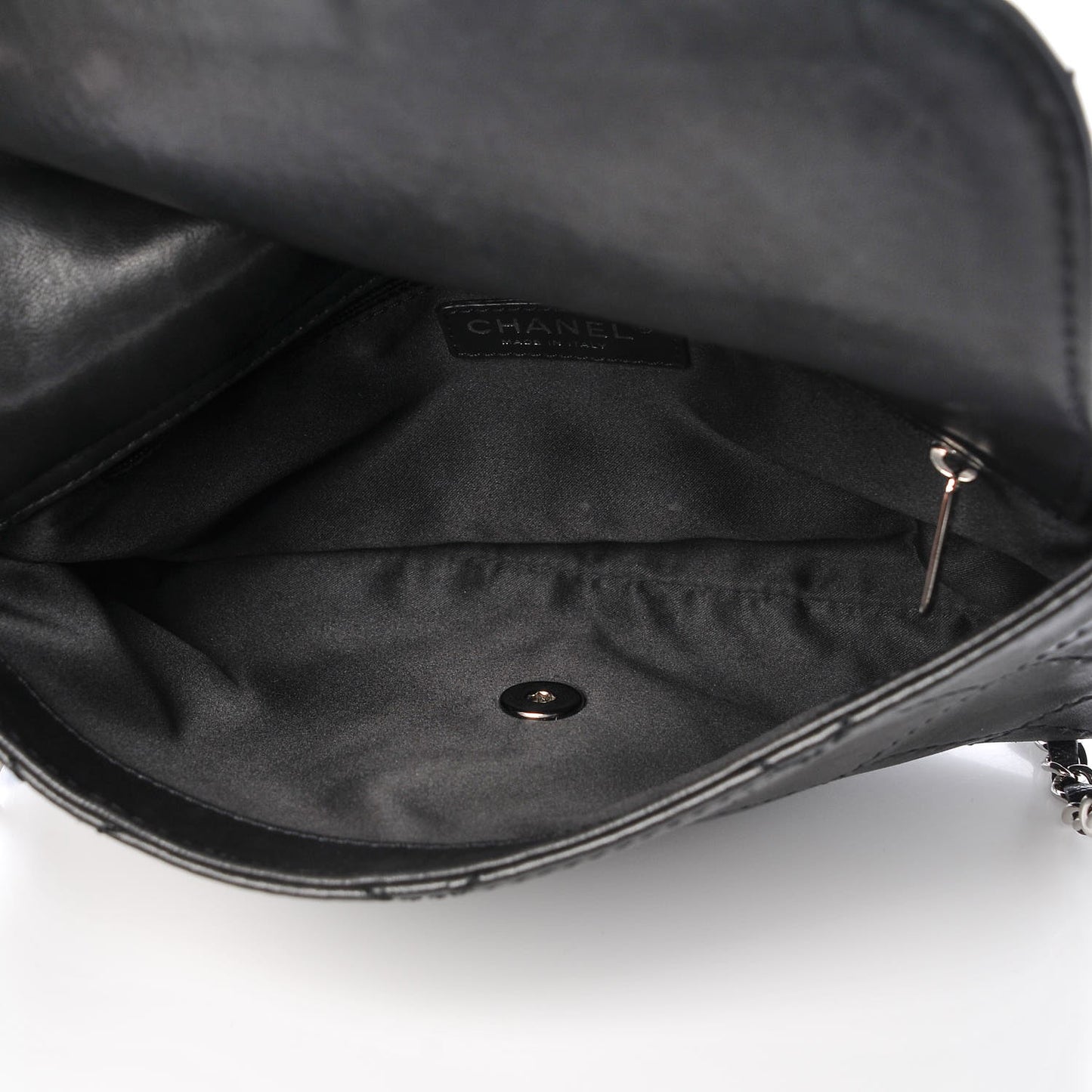 Lambskin Medium Ultimate Stitch Flap Black