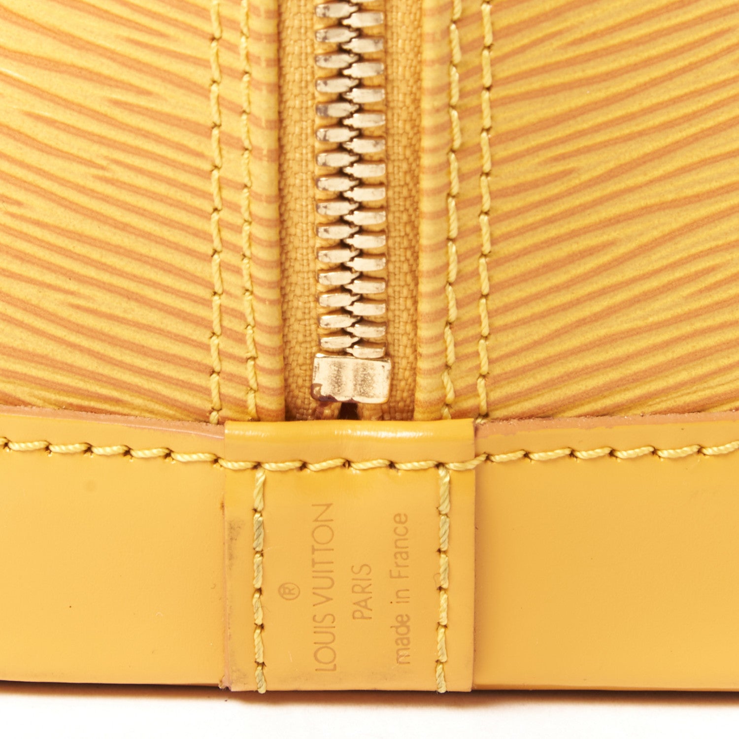 Louis Vuitton Epi Alma PM Tassil 6 of 9