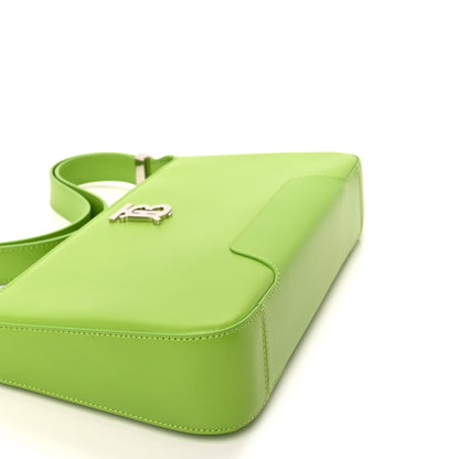 Burberry Smooth Calfskin Medium TB Shoulder Bag Brilliant Green 7 of 8